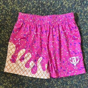 Baseball 101 Pink icecream shorts, size Large